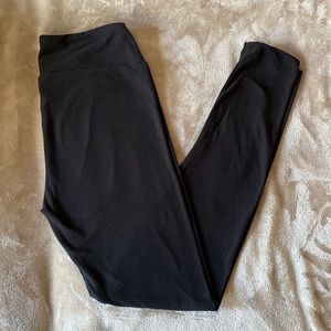LuLaRoe Black One size Leggings